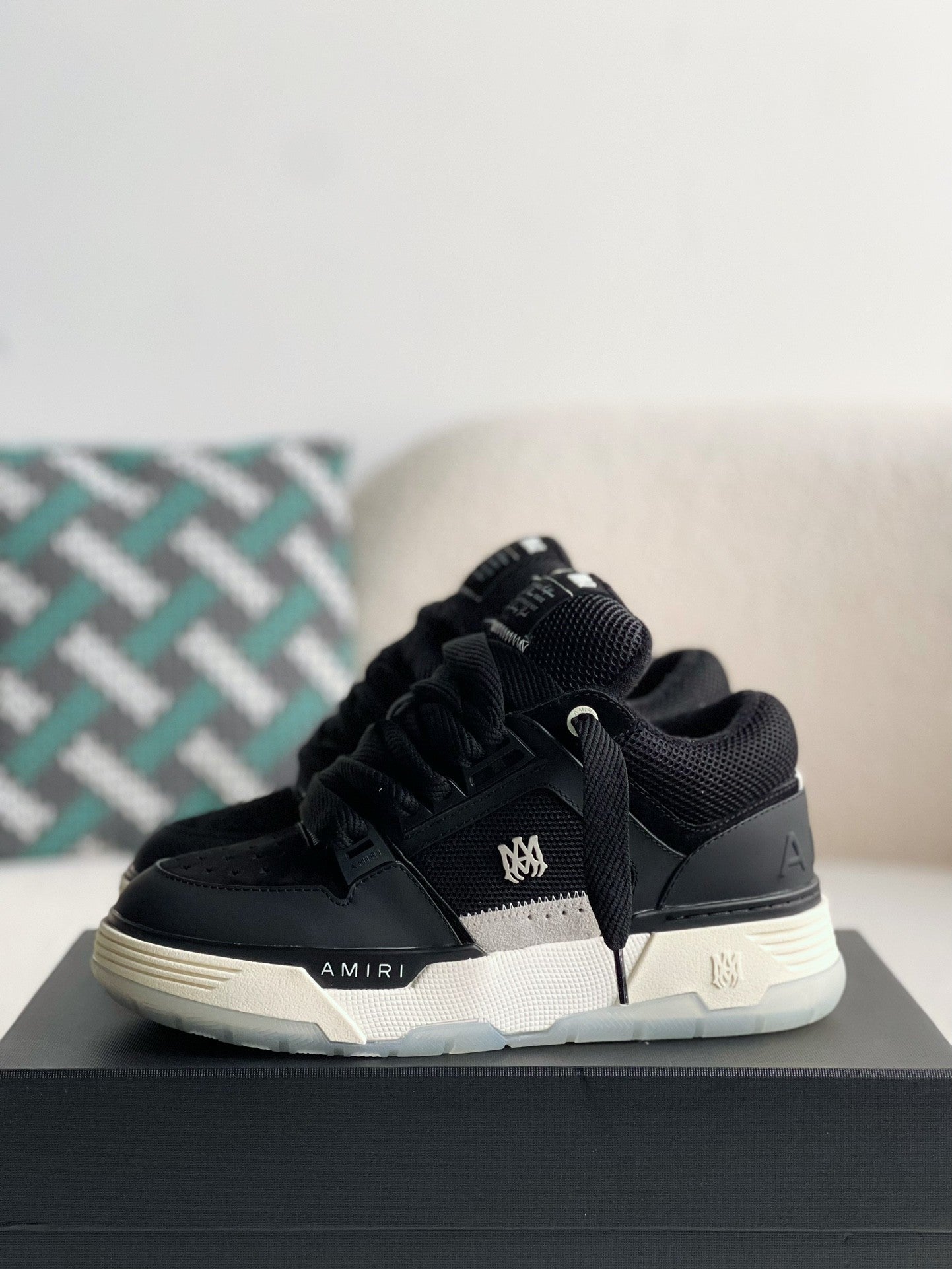 AMIRI MA-1 スニーカー Amiri MA-1 Sneaker – Black, Bone & Grey – HolloShoe