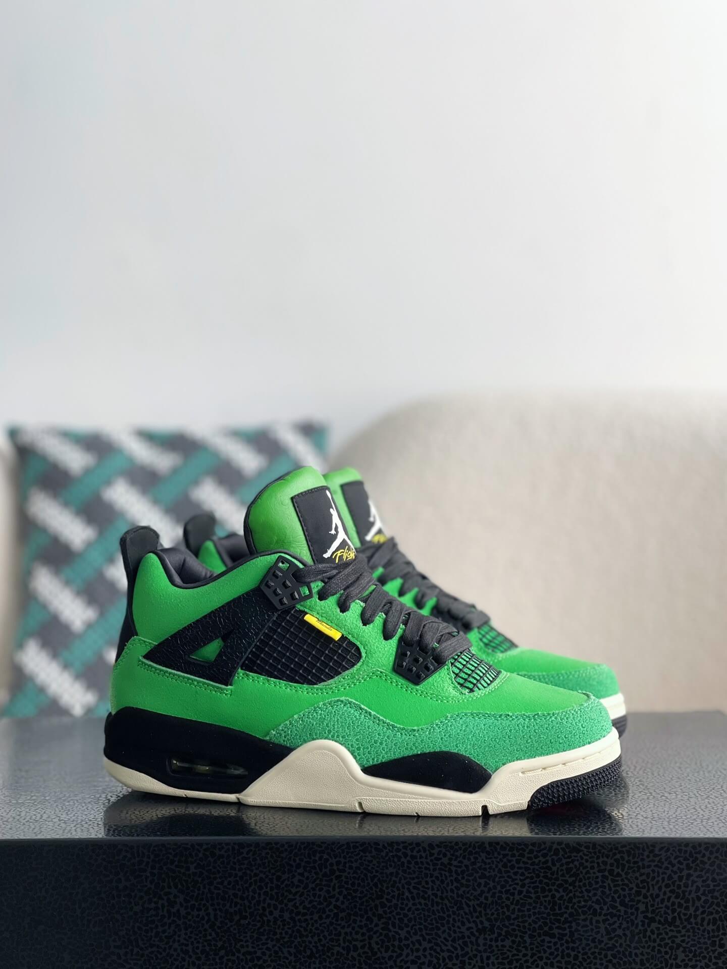 Jordan 4 deals Retro size 8 Green sneakers, men's shoes