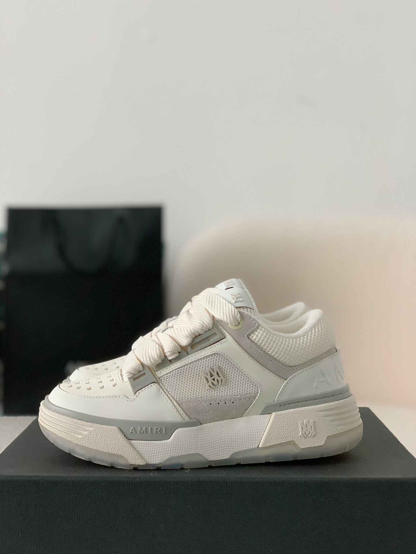 AMIRI MA-1 42 アミリ ホワイト スニーカー 27cm Amiri MA-1 Sneaker – Triple White & Grey – HolloShoe