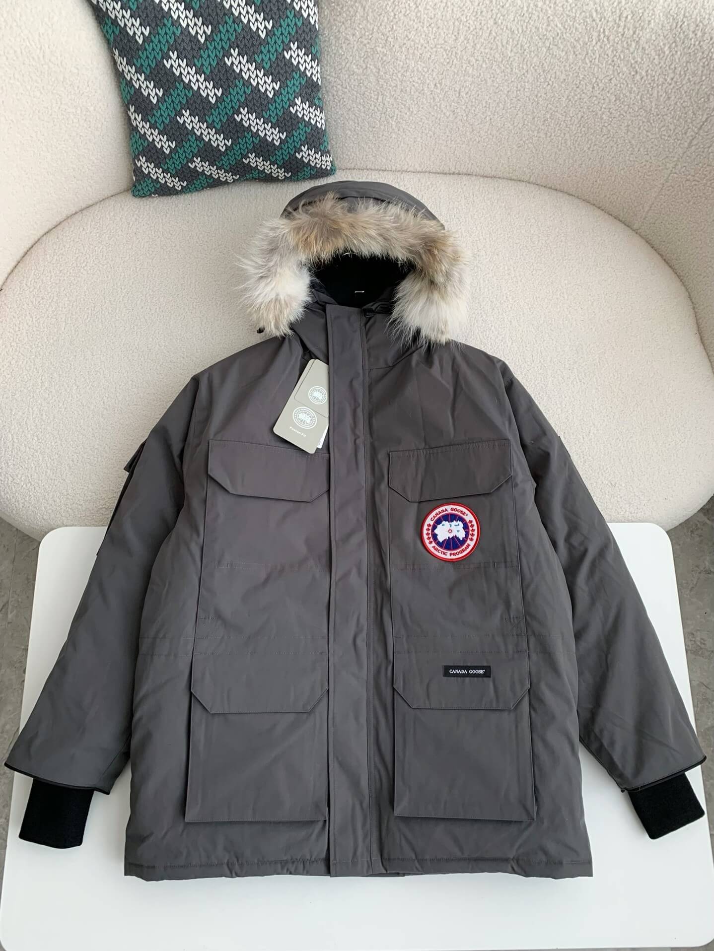 Canada Goose Expedition Parka Graphite Grey Down Jacket Hollo Shoe