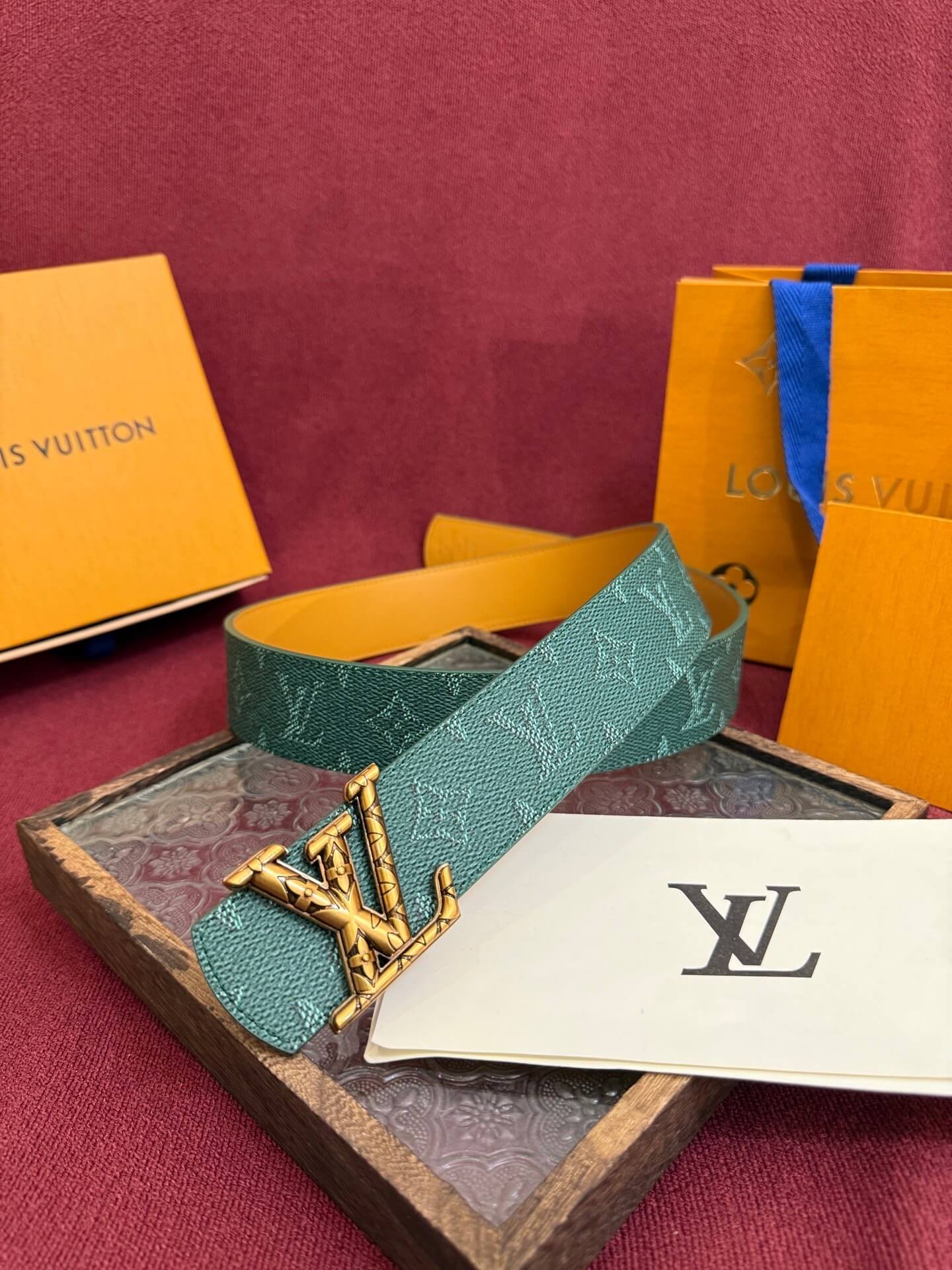 Louis Vuitton LV Dimension 40mm Reversible Belt Malachite Green - Silver LV Buckle