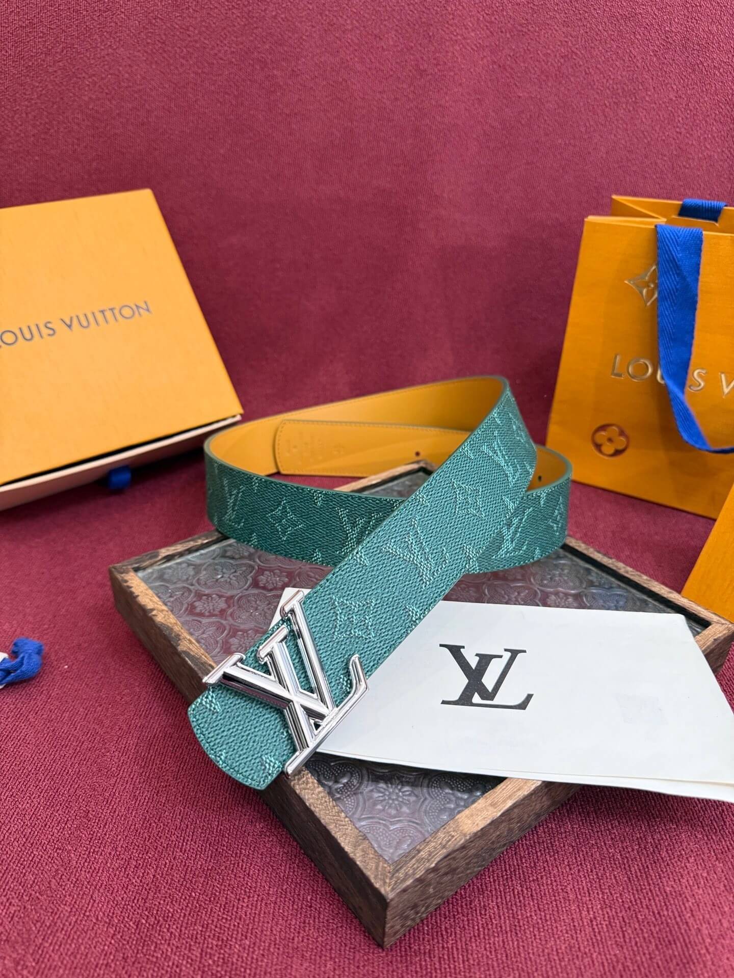 Louis Vuitton LV Dimension 40mm Reversible Monogram Leather Belt Malachite Green Silver Buckle