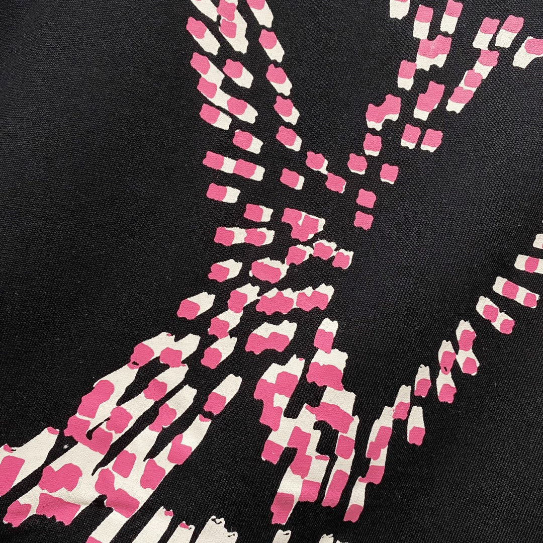 Louis Vuitton LV Distortion T-Shirt – Black & Pink