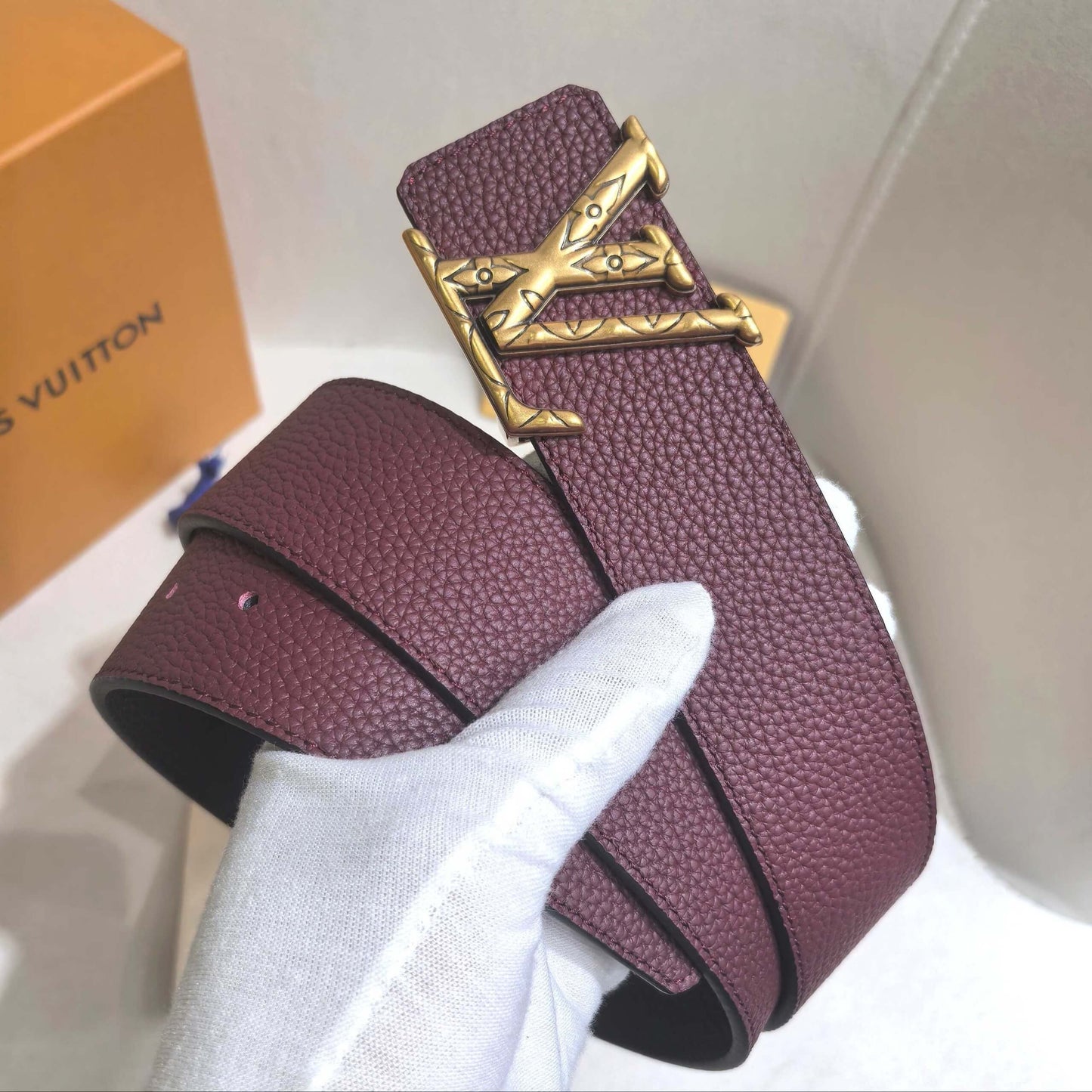 Louis Vuitton LV Initiales 40mm Reversible Taurillon Leather Belt Bordeaux - Gold Buckle