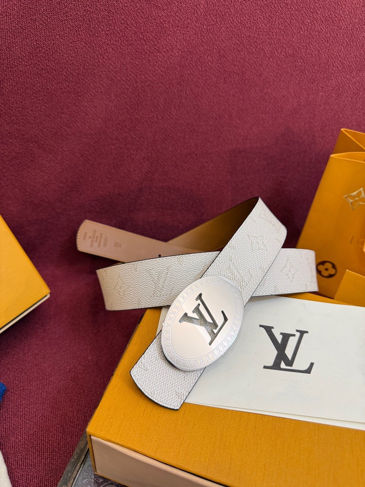 Louis Vuitton White Dimension Monogram Heritage 40mm Reversible Belt - Oval Silver Buckle