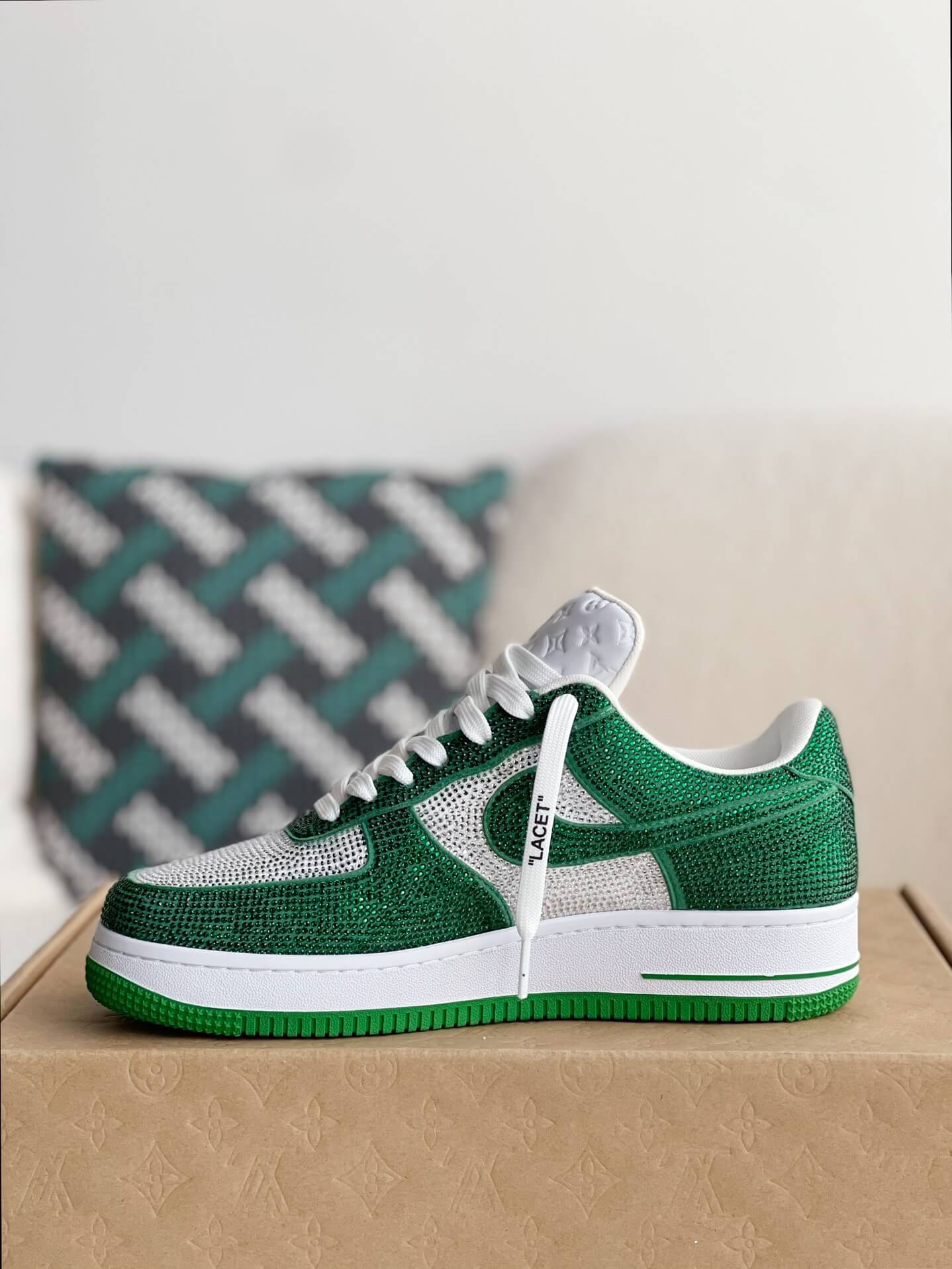Louis Vuitton x Nike Air Force 1 Low – Swarovski Crystal White & Green