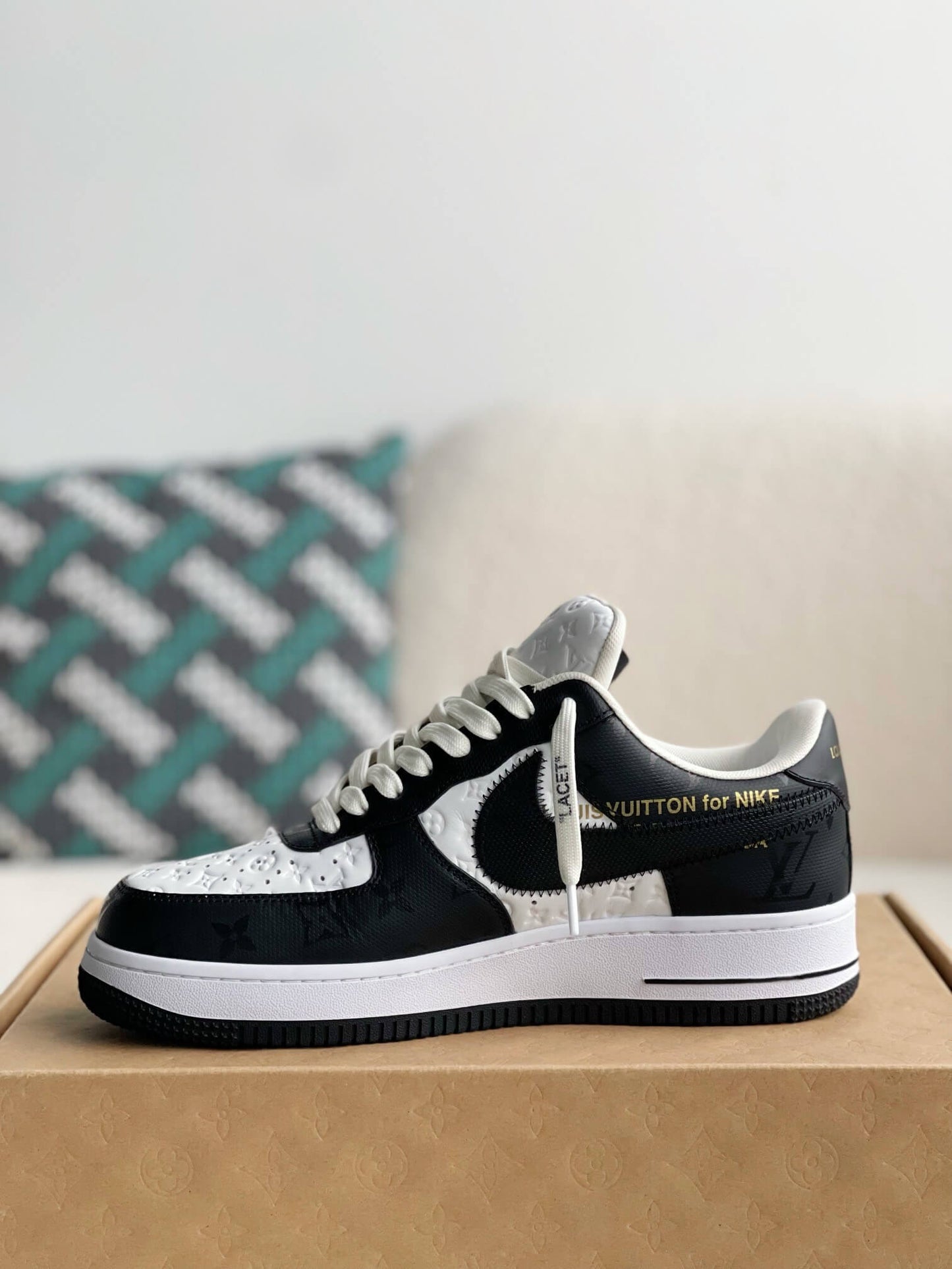 Louis Vuitton x Nike Air Force 1 Low – Black & White Monogram Leather