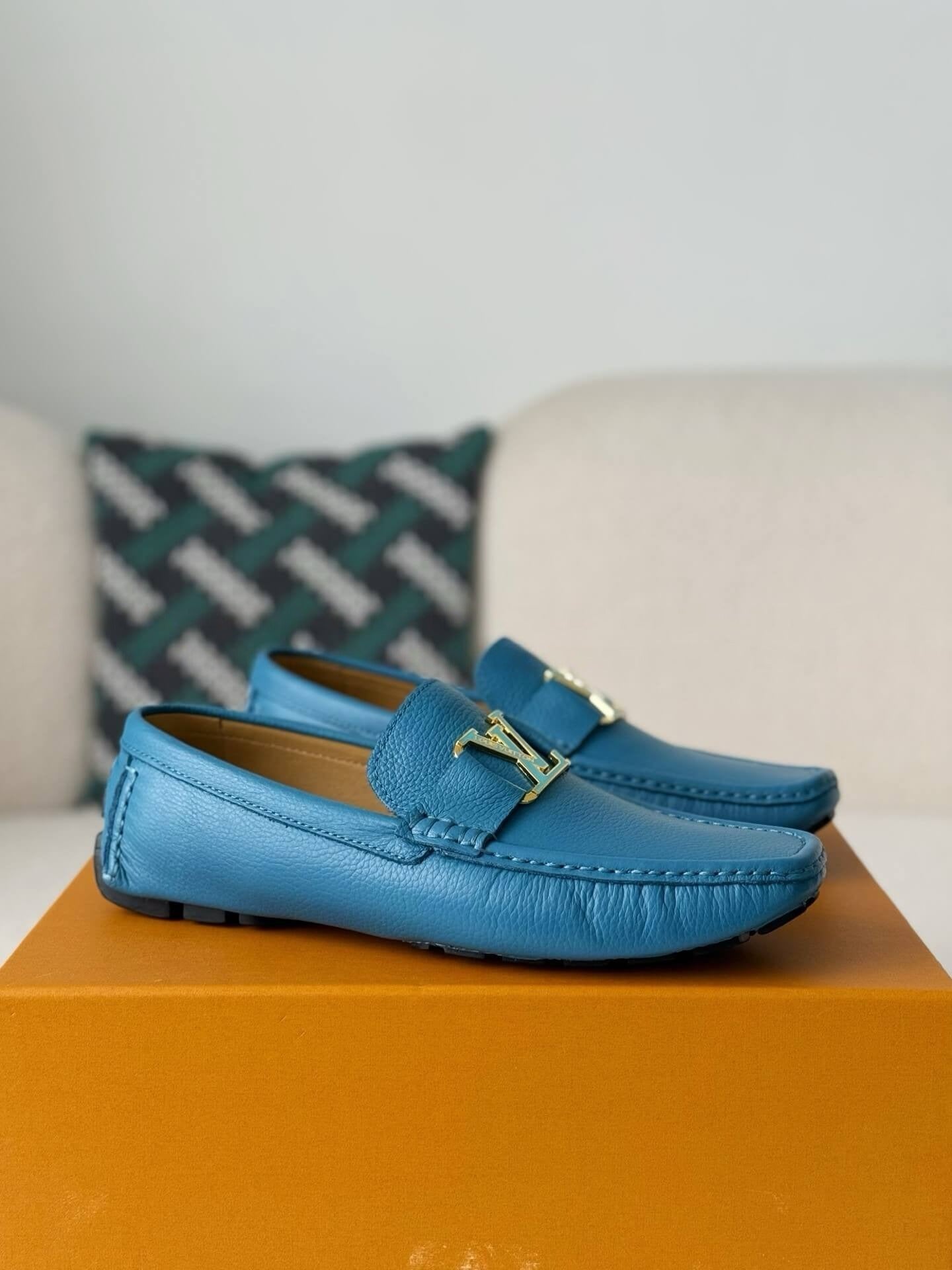 Louis Vuitton Hockenheim Moccasin – Marine Blue Grained Calf Leather –  Hollo Shoe