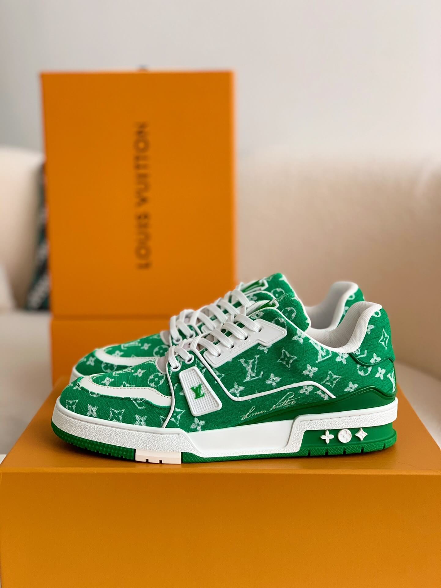 Louis vuitton LV trainer green グリーン Louis Vuitton LV Trainer – Green Monogram Denim & Canvas – HolloShoe