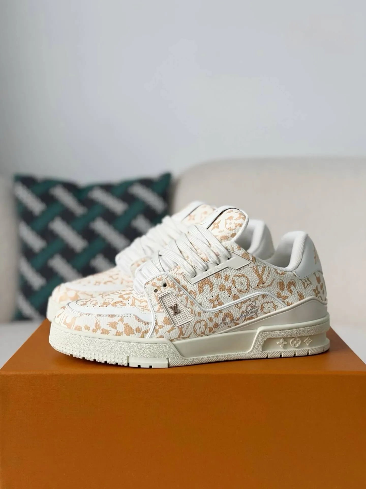 Louis Vuitton Trainer Sneaker – White & Beige Monogram Print 