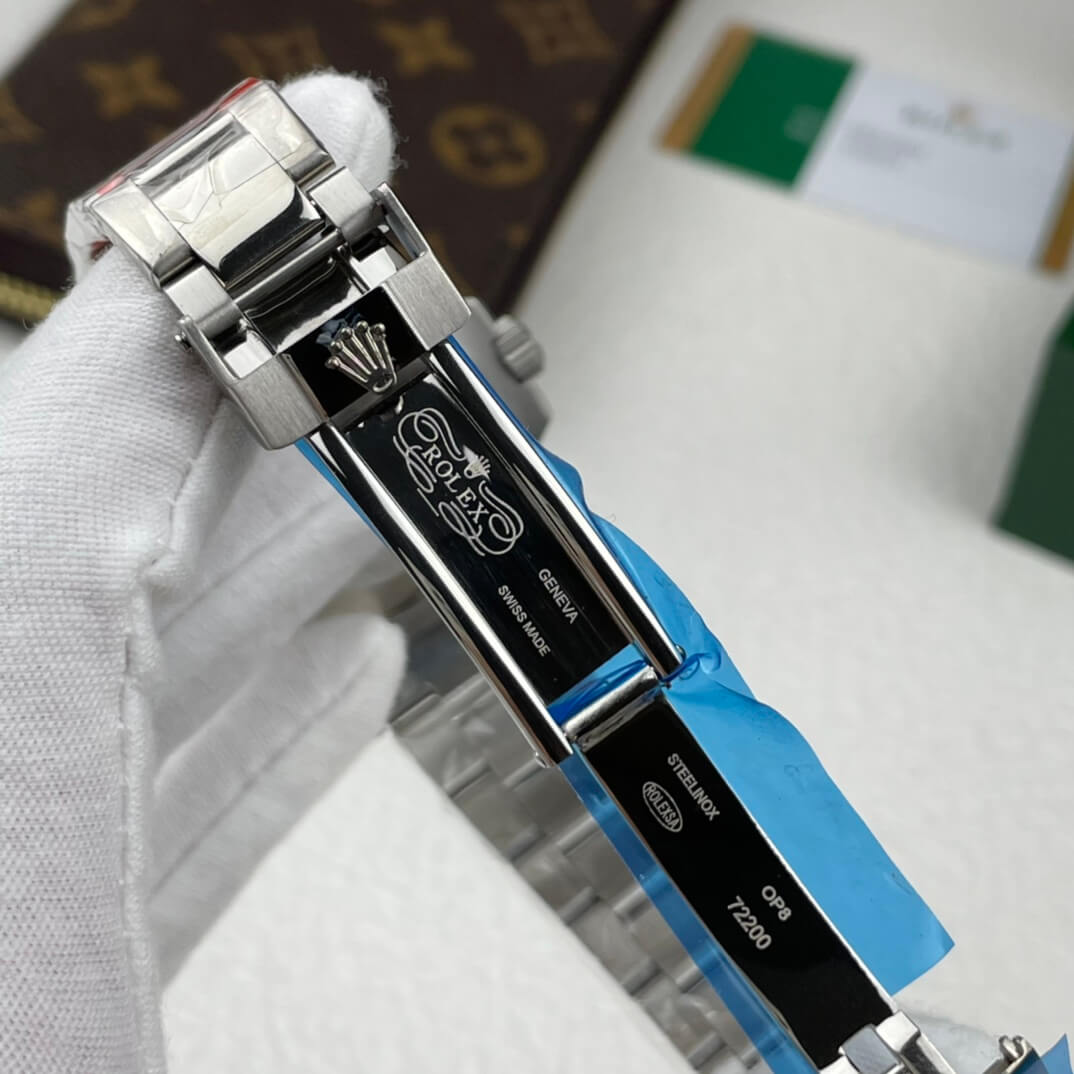 Rolex GMT-Master II “Pepsi” Red Blue Bezel Meteorite Dial