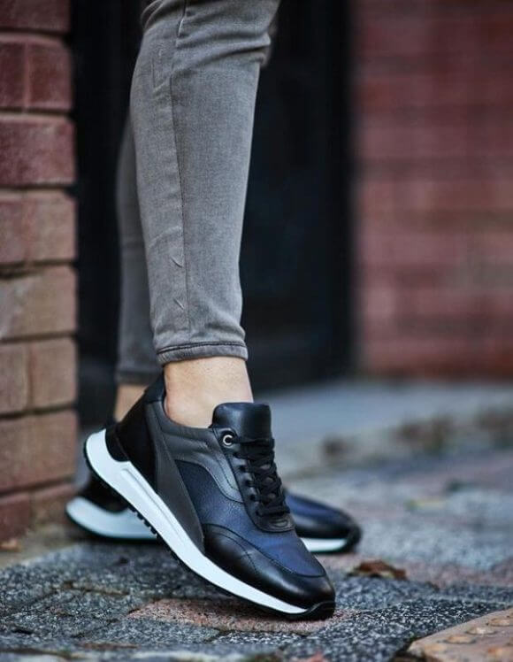 Lecce Navy Blue High-Top Sneakers for Streetwear & Casual Style