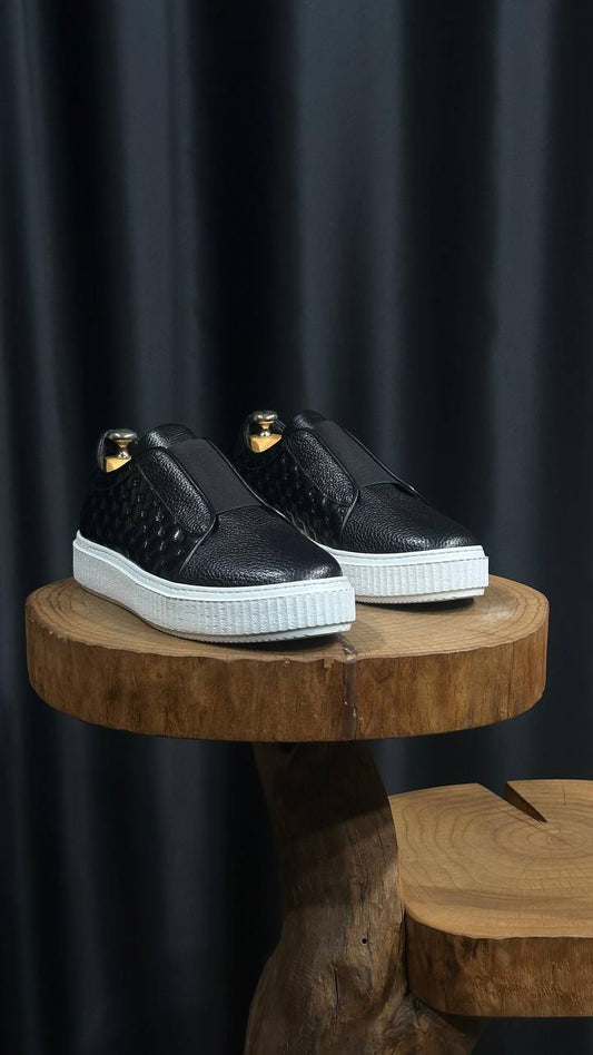 HolloShoe Onyx Black Pebbled Leather Slip-Ons