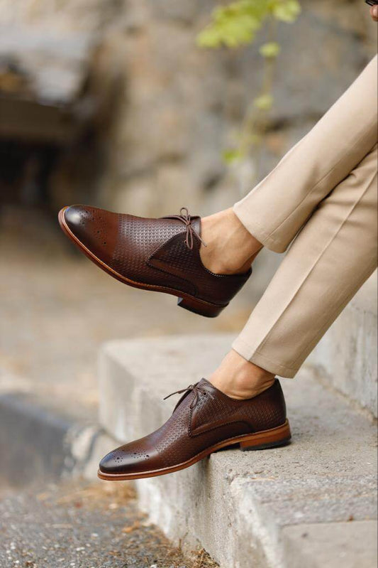 Unique Design Brown Leather Lace-Up Derby Shoes with Neo-Lite Soles