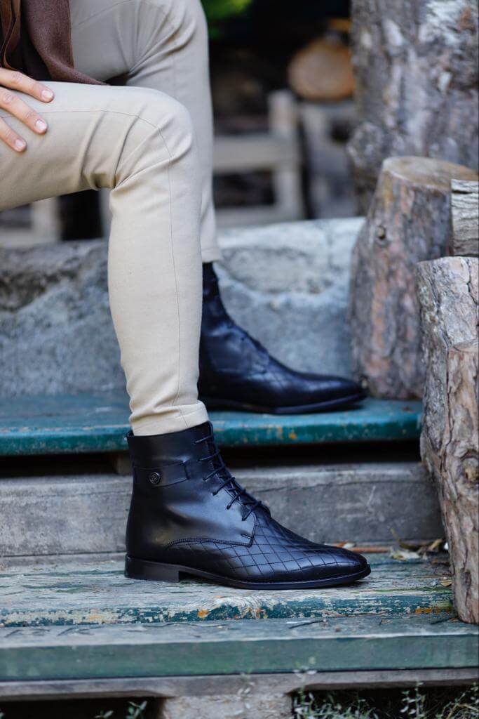 Fernwood Black Classic Boots
