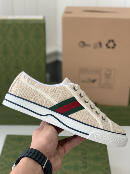 Gucci GG Tennis 1977 Cream Trainer Low-Top Sneakers.