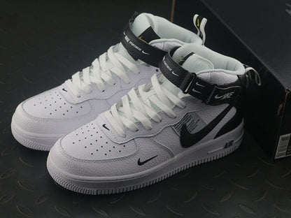 Air Force 1 Hohe Sneakers Weiß