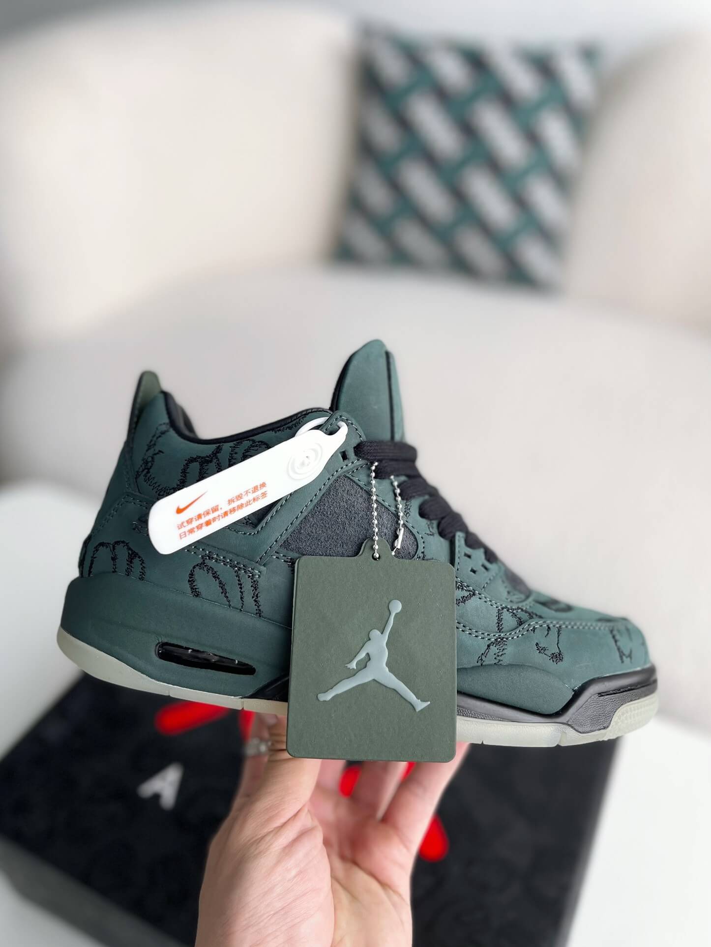 Air Jordan 4 Retro Kaws Custom Green 40