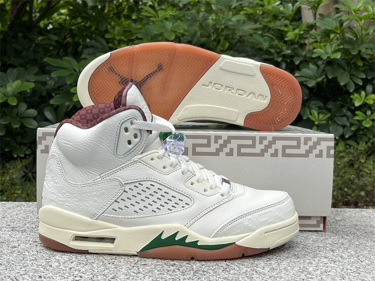 Air Jordan 5 Retro "El Grito" Sneaker