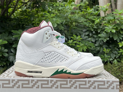 Air Jordan 5 Retro "El Grito" Sneaker