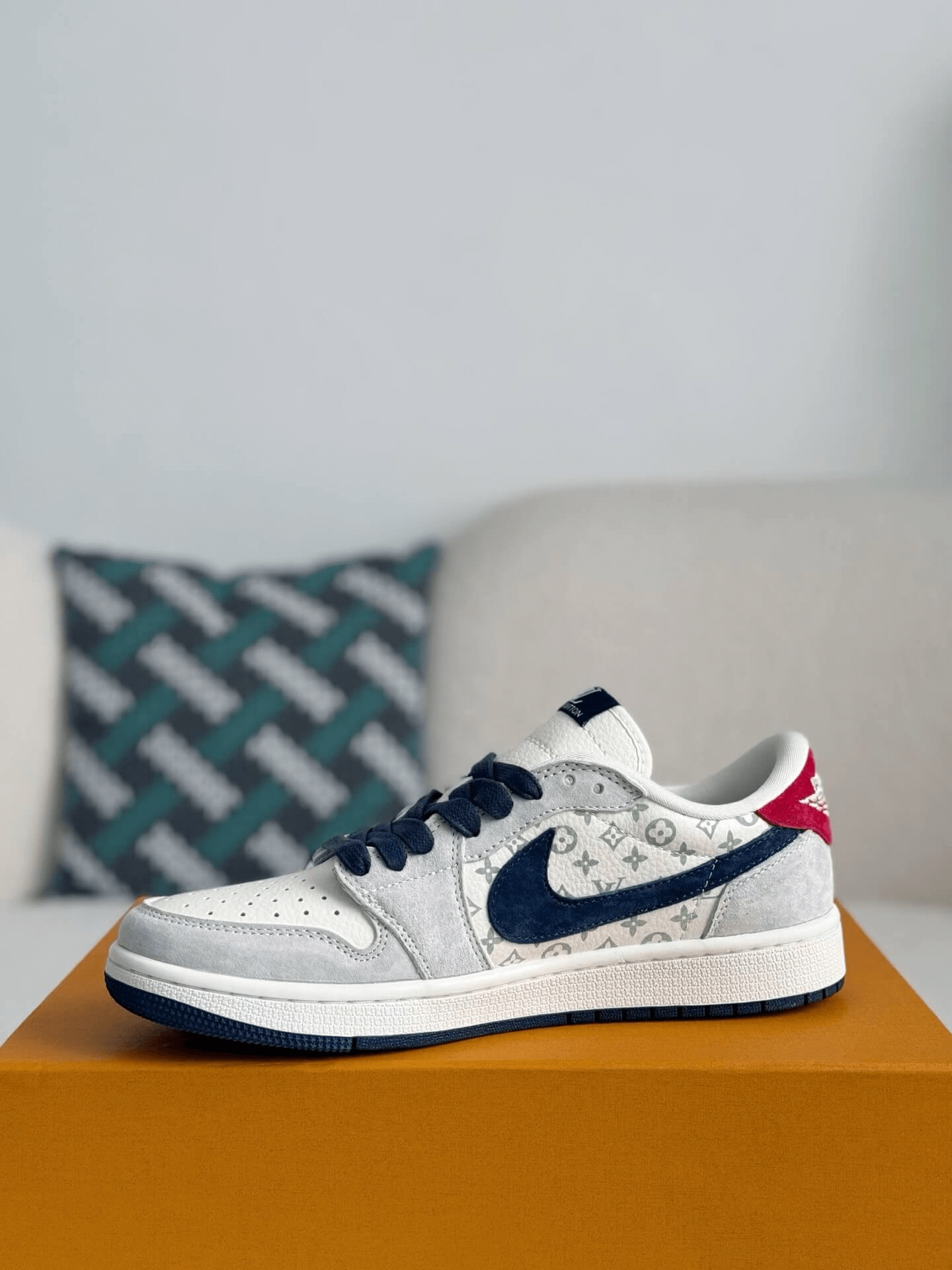 Louis Vuitton x Nike SB Dunk Low White Monogram Navy Red