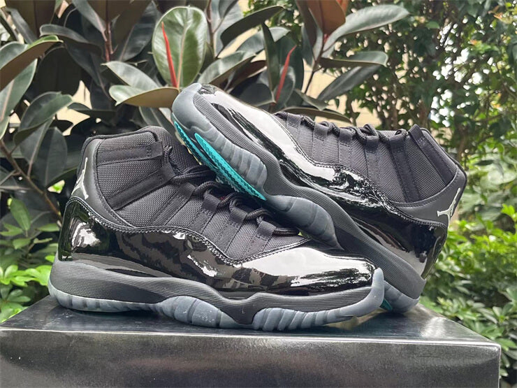 Cap and gown retro 11 online