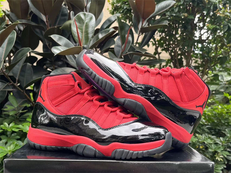 Air deals Jordan 11 Retro