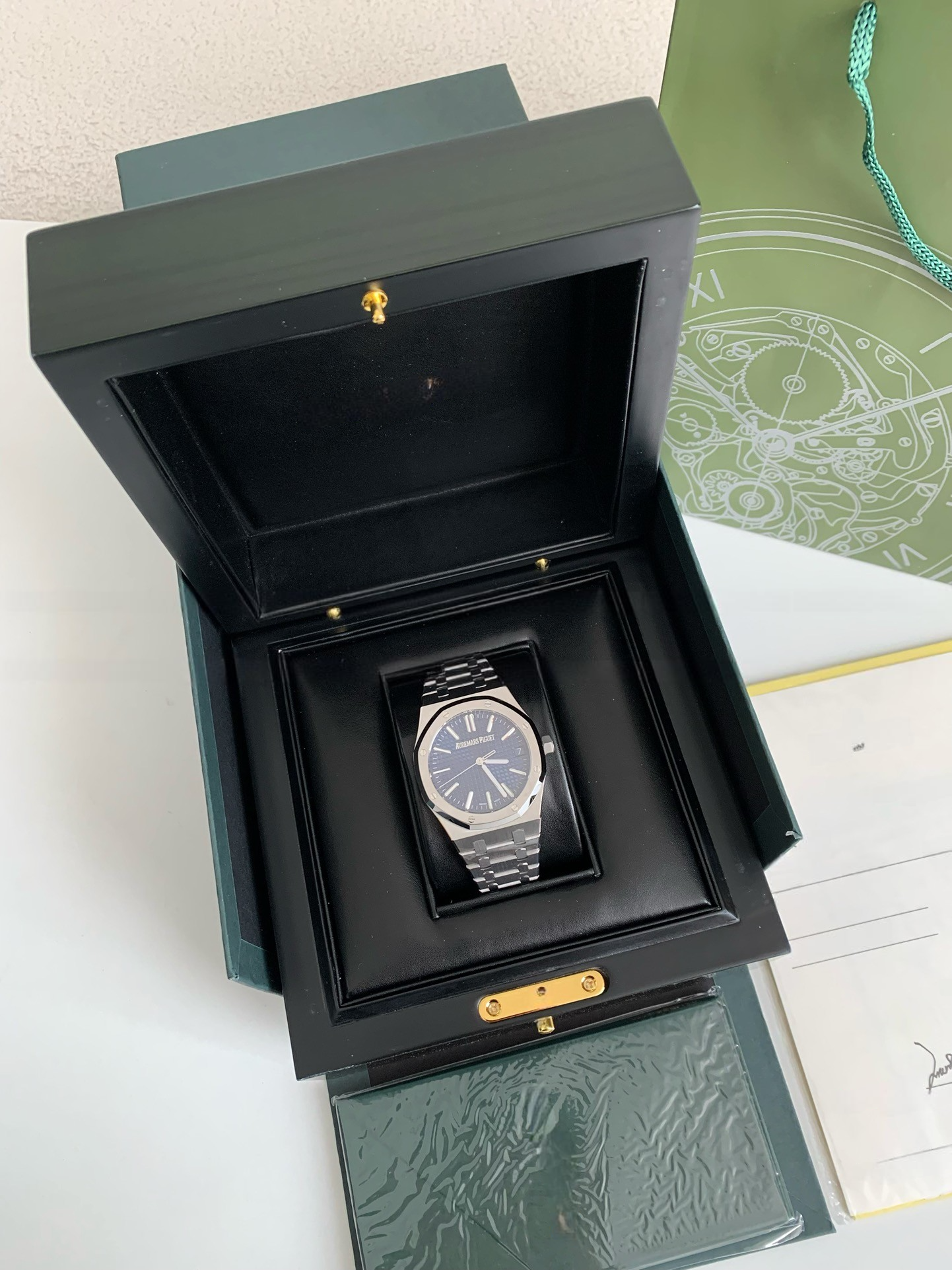 Audemars Piguet Royal Oak Selfwinding Ref. 15510ST – Stainless Steel, Blue "Grande Tapisserie" Dial