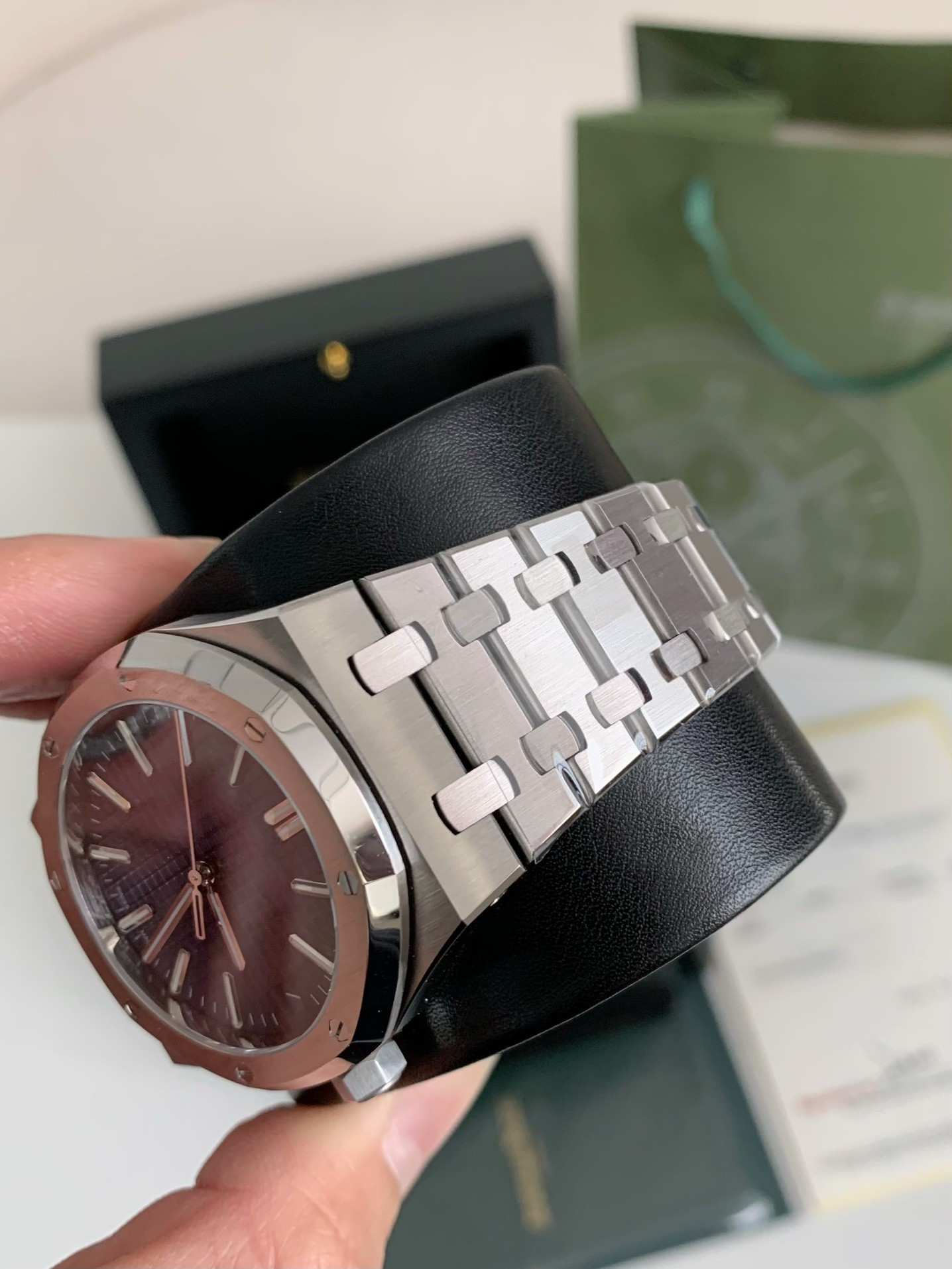 Audemars Piguet Royal Oak Selfwinding Ref. 15510ST – Stainless Steel, Blue "Grande Tapisserie" Dial