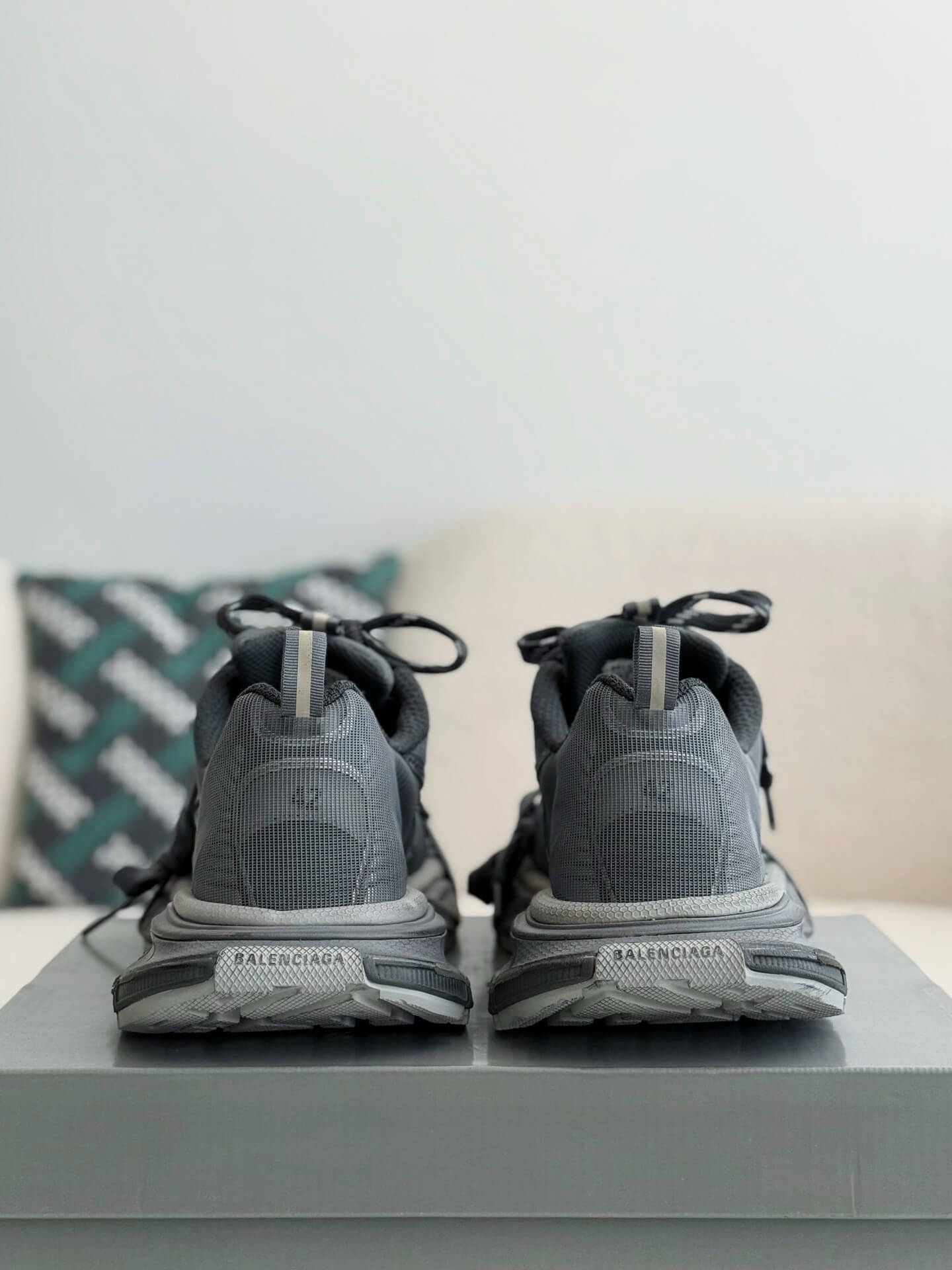 Balenciaga 3XL Sneaker – Anthracite / Dark Grey