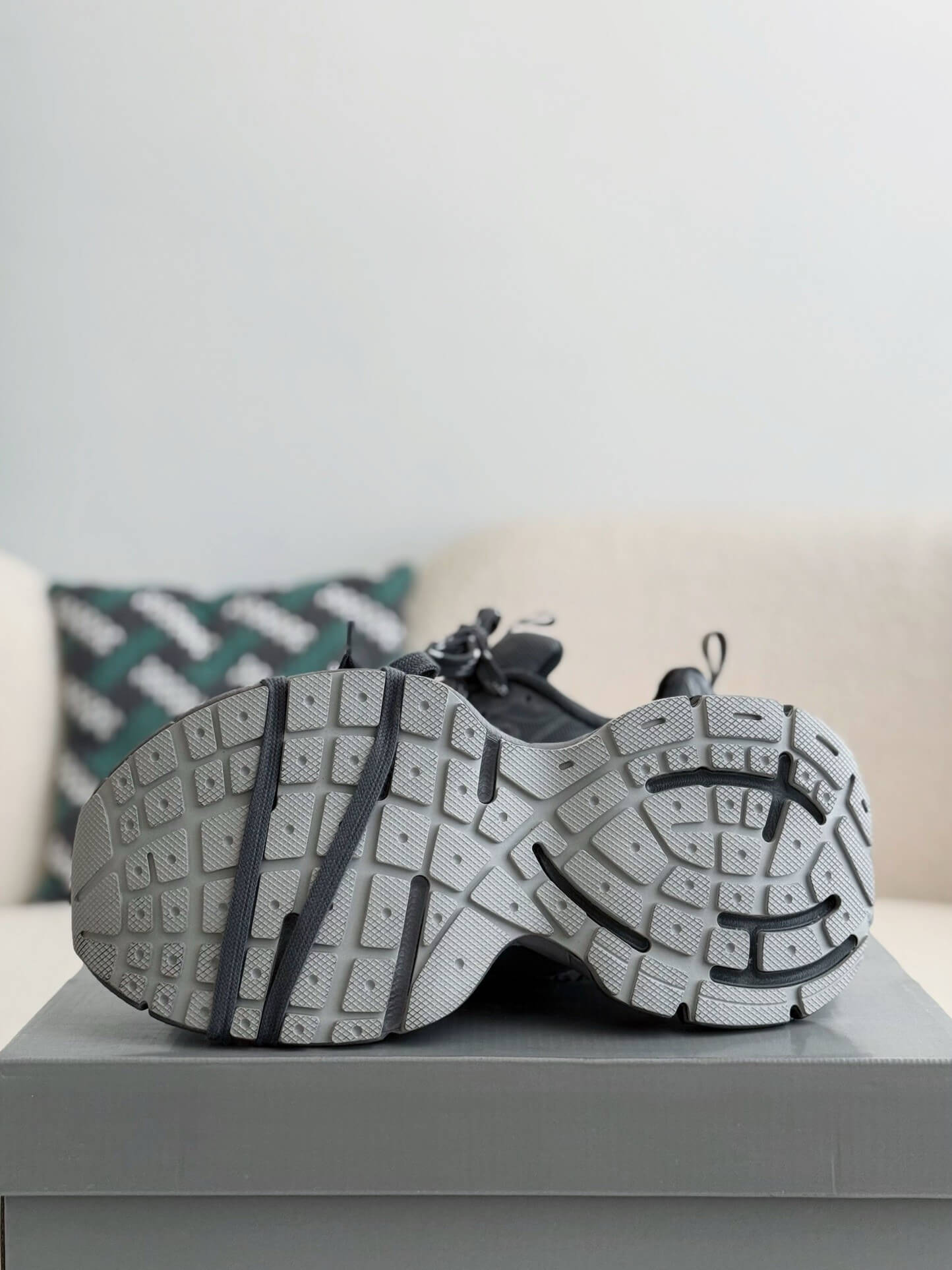 Balenciaga 3XL Sneaker – Anthracite / Dark Grey