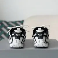 Balenciaga Radar Sneaker – White & Black