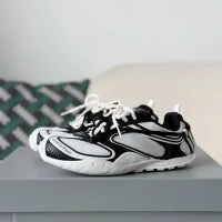 Balenciaga Radar Sneaker – White & Black