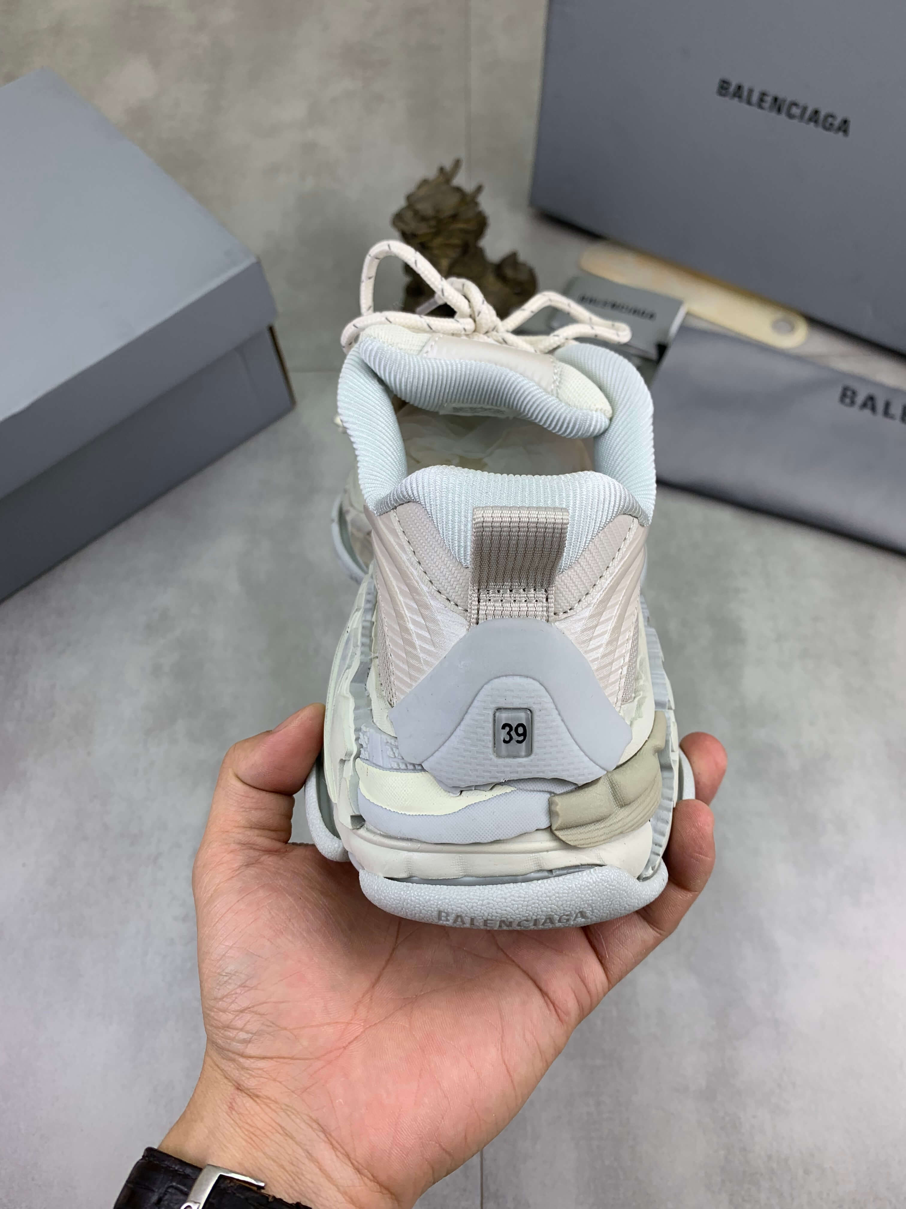 Balenciaga Jet Sneaker – Beige & Off-White – HolloShoe