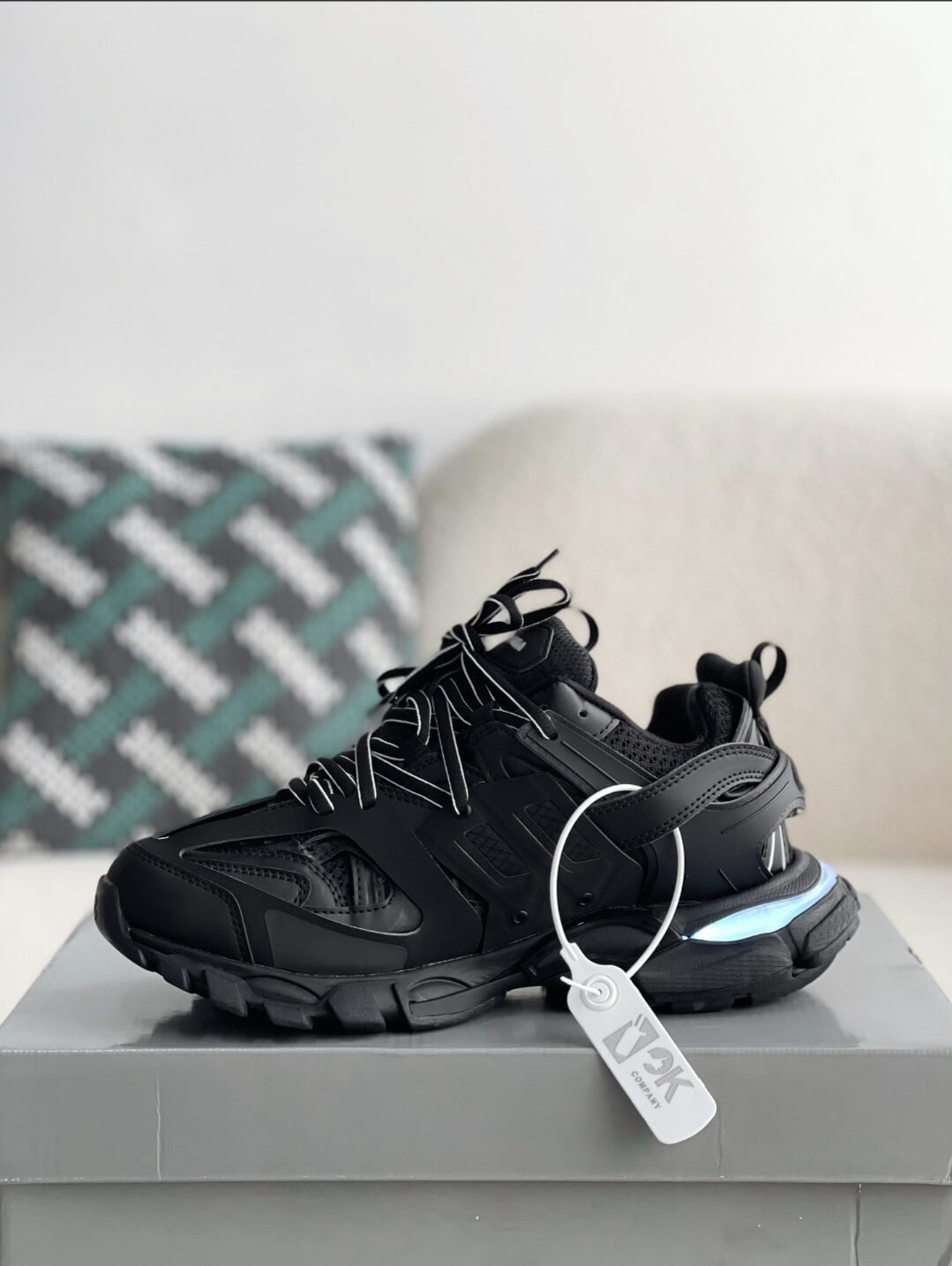 Balenciaga Sneakers Track Women Black