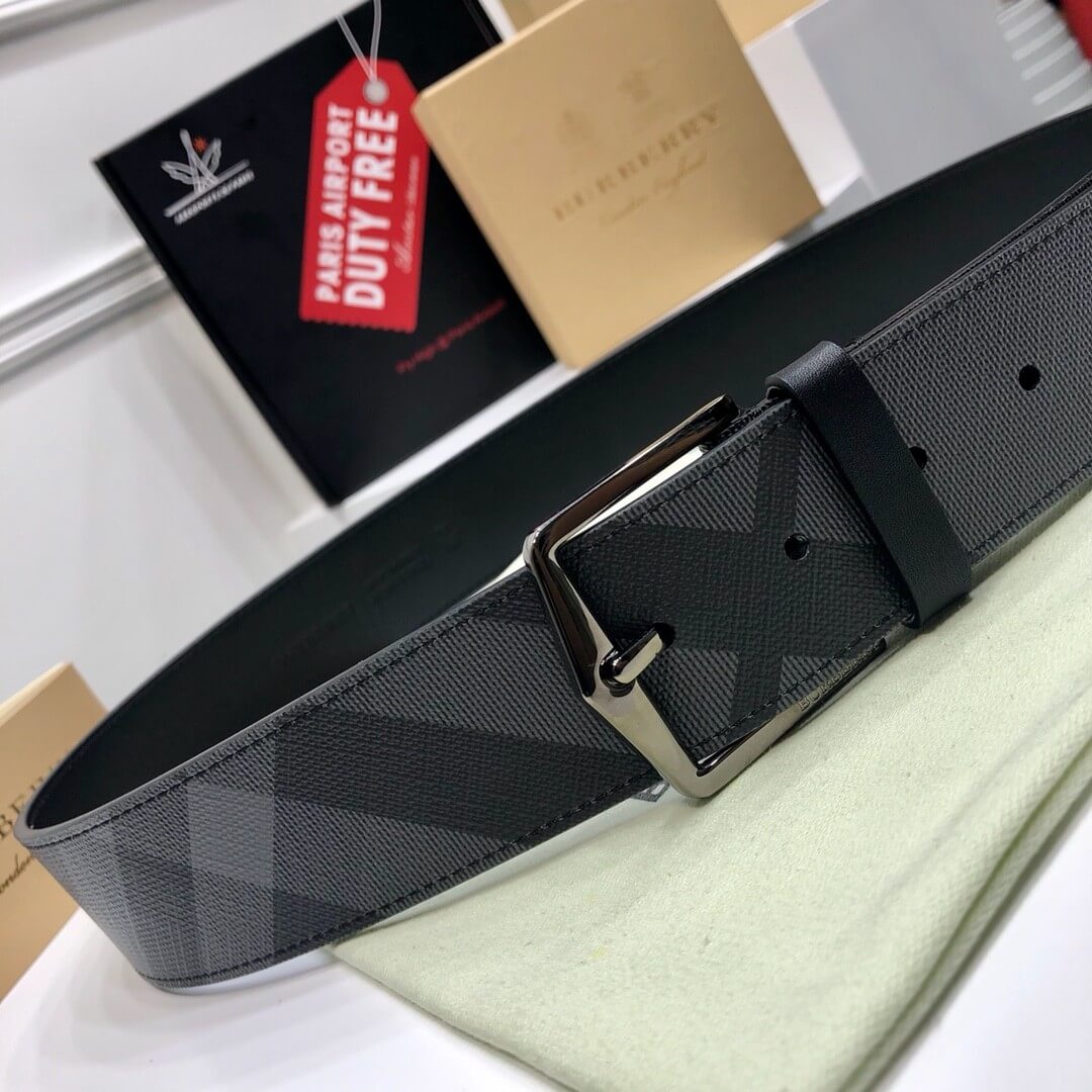BURBERRY ブラック ベルト ダイヤモンドパターン Burberry Black Check-Print Reversible Faux-Leather Belt – HolloShoe