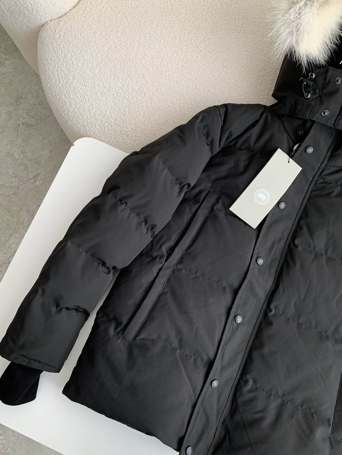 Canada Goose Wyndham Parka Black Down Jacket