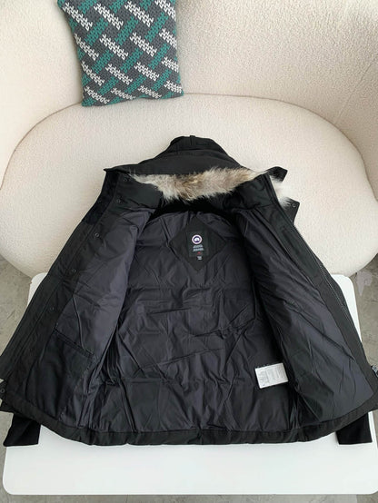 Canada Goose Wyndham Parka Black Down Jacket