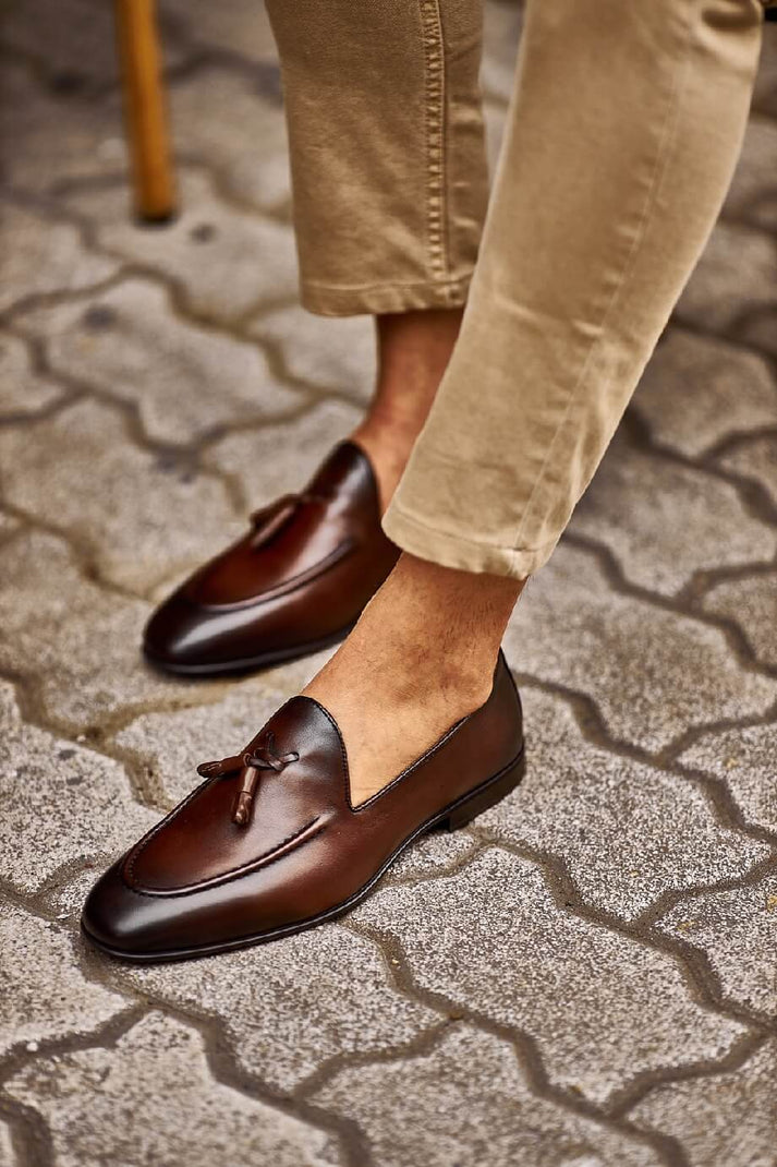 Elegant Hand-Made Dark Brown Leather Tassel Loafers