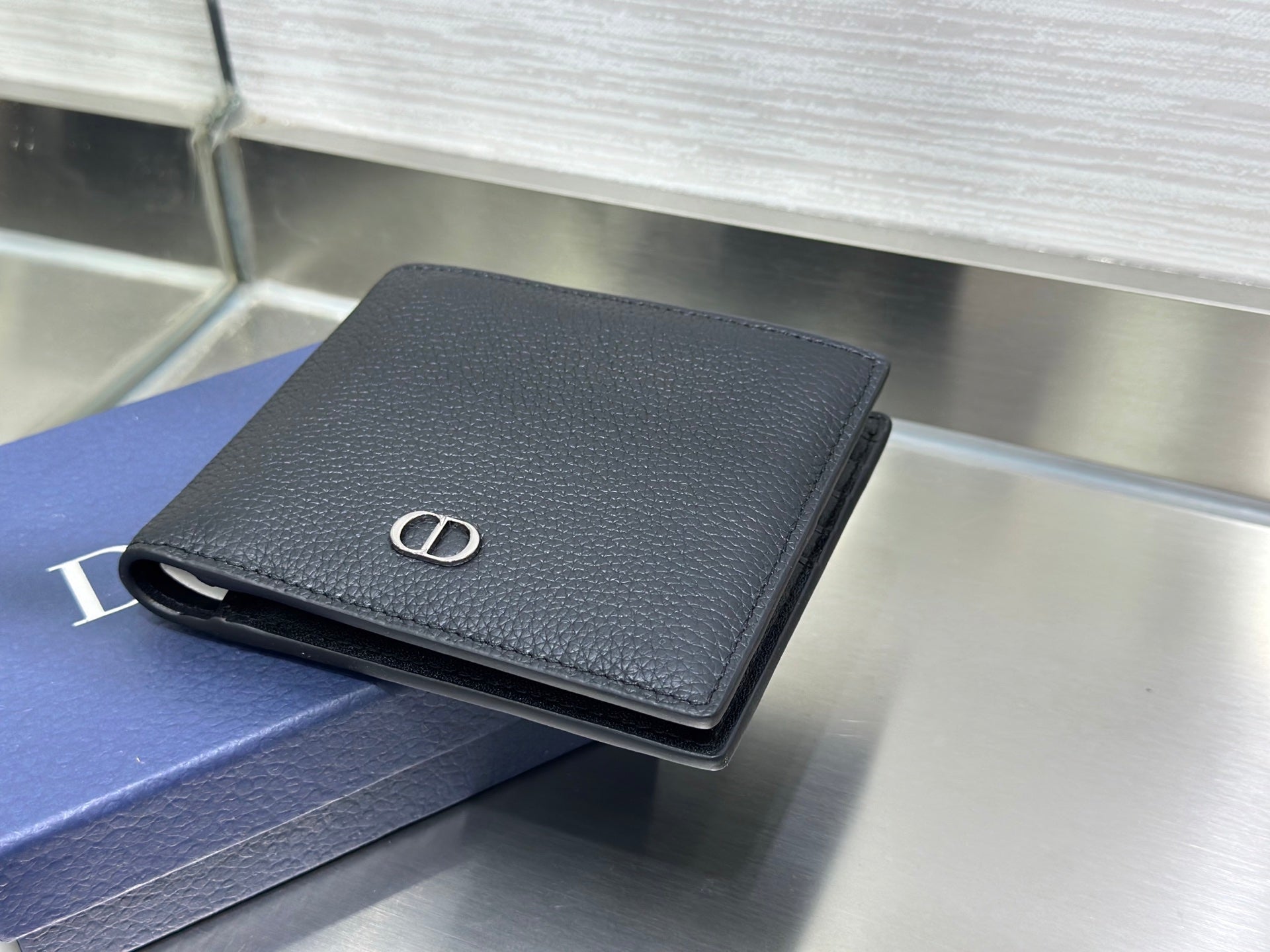 Dior CD Icon Bifold Wallet - Gris Flanelle Grained Calfskin Grey