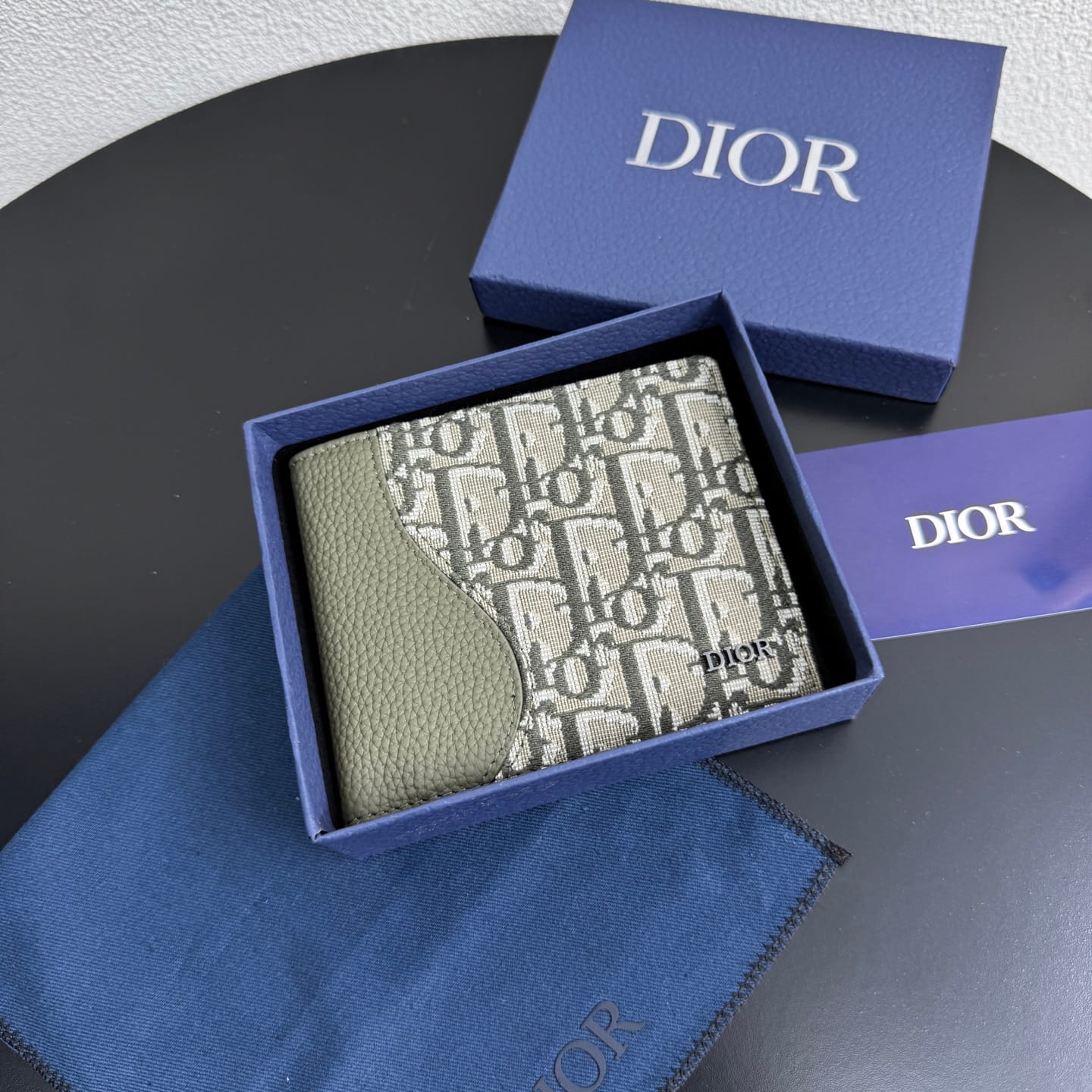 Dior Men's Saddle Bifold Wallet - Khaki Grained Calfskin & Beige/Olive Oblique Jacquard