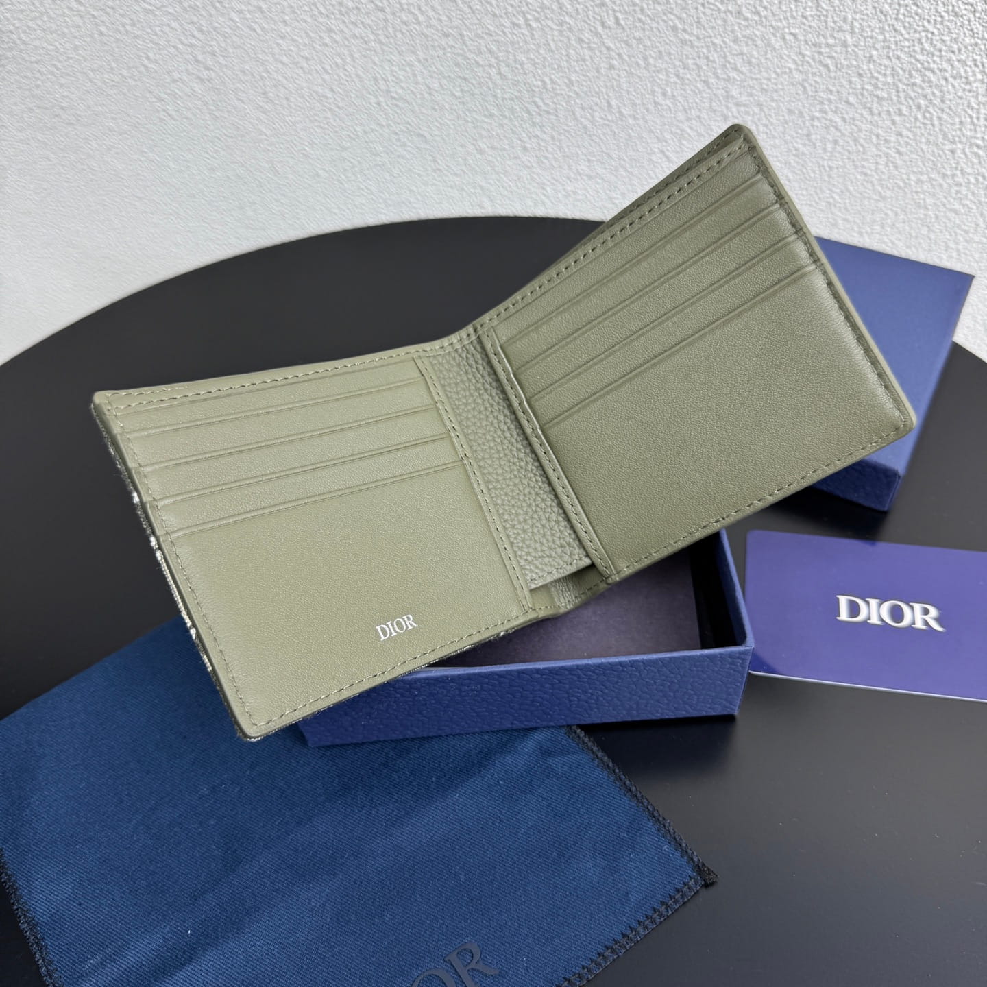 Dior Men's Saddle Bifold Wallet - Khaki Grained Calfskin & Beige/Olive Oblique Jacquard
