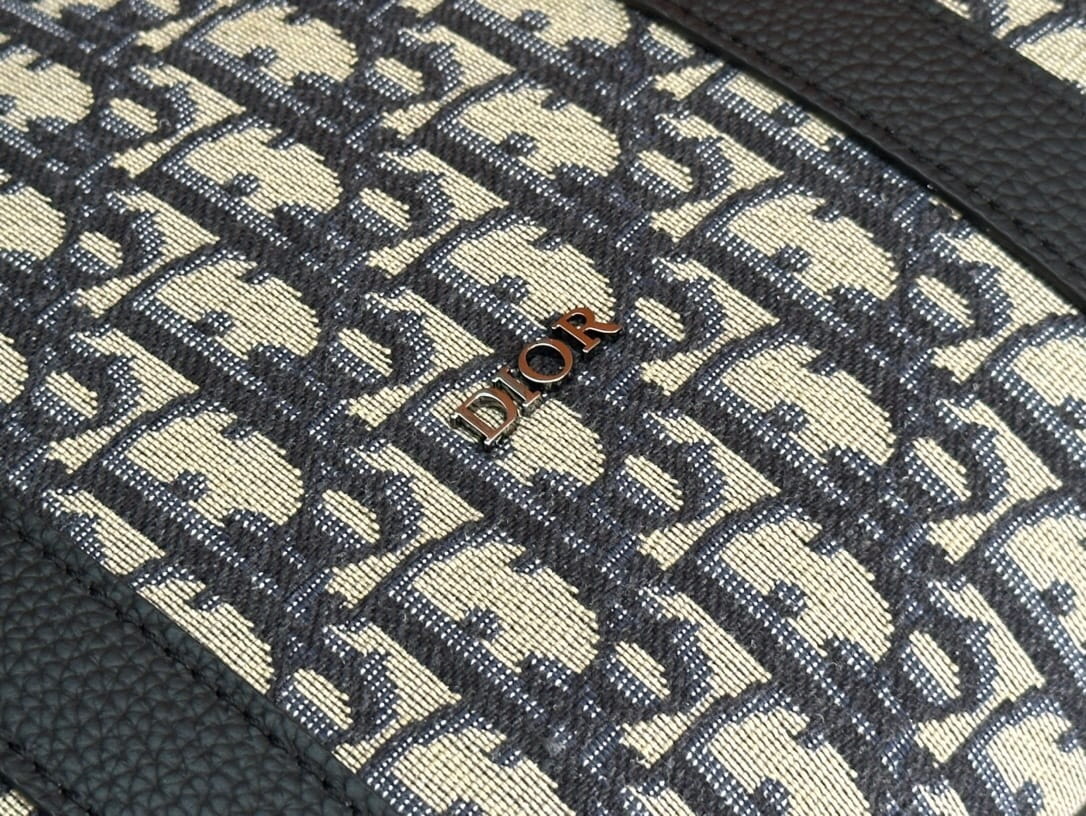Dior Men's Weekender 40 Bag - Beige and Black Dior Oblique Jacquard