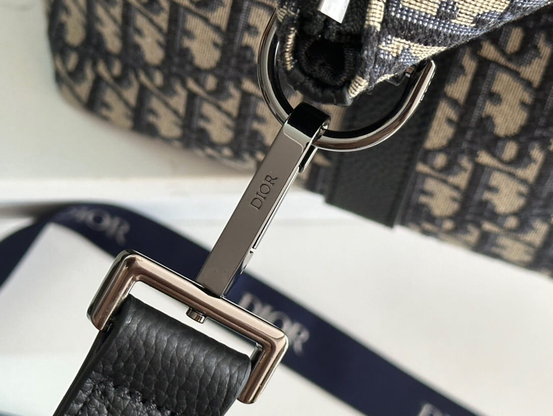 Dior Men's Weekender 40 Bag - Beige and Black Dior Oblique Jacquard