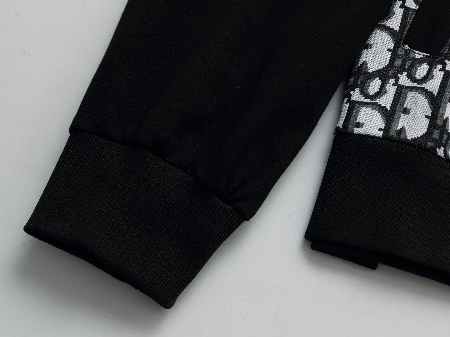 Dior Oblique Panel Technical Jersey Tracksuit Black – HolloShoe