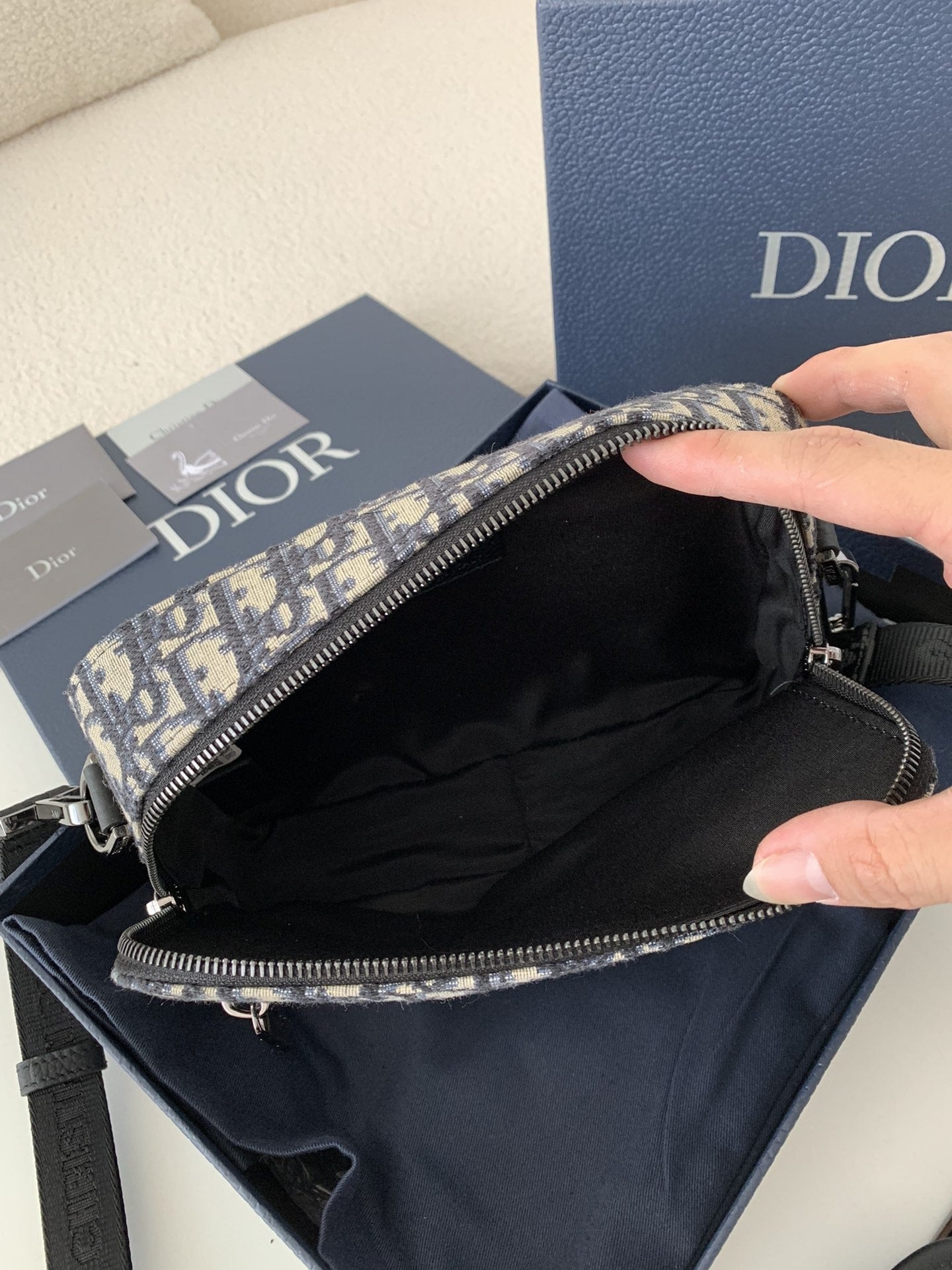 Dior Men's Beige Dior Oblique Jacquard Safari Messenger Bag