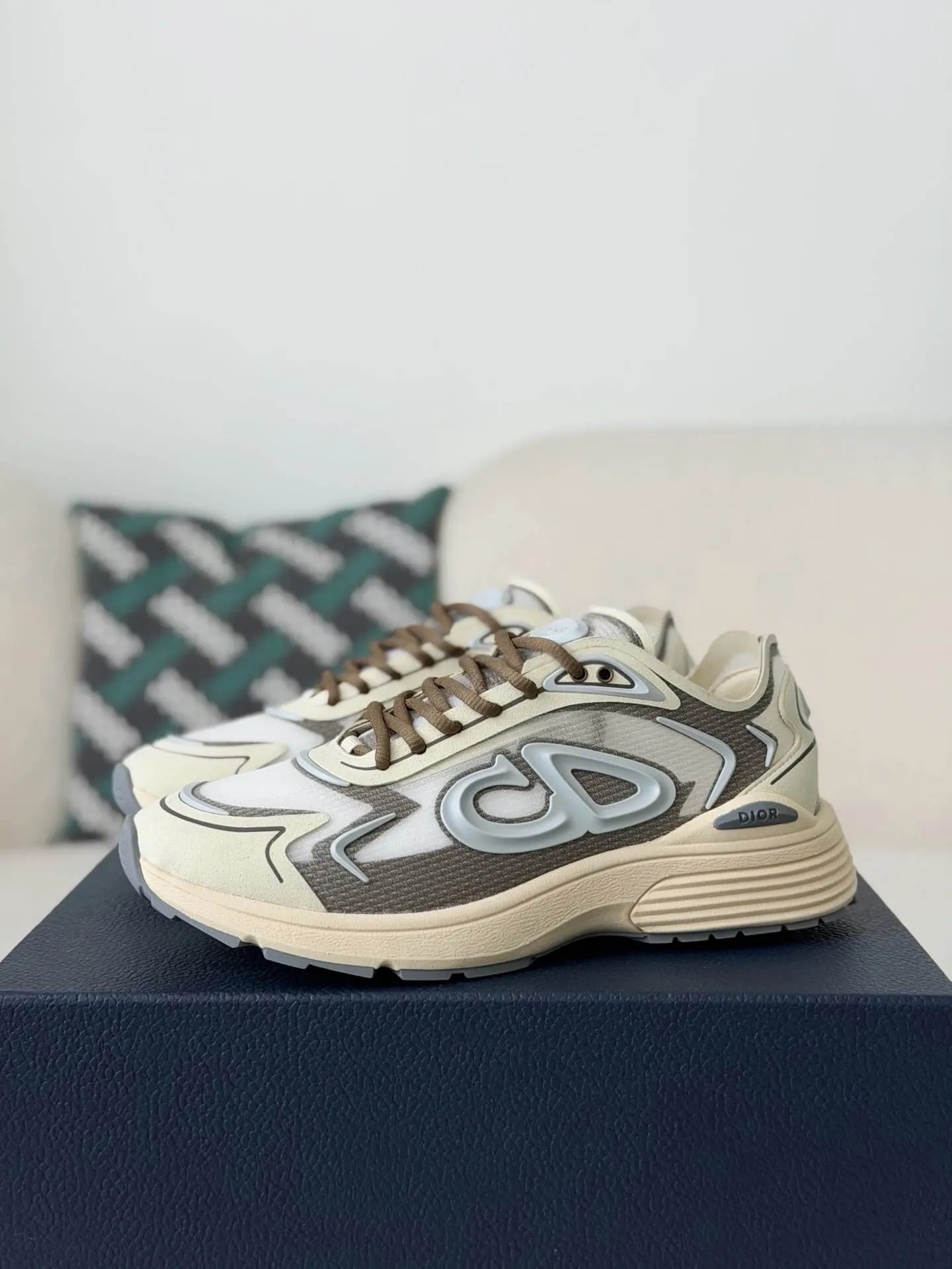 Dior B30 Sneaker – Beige & Taupe