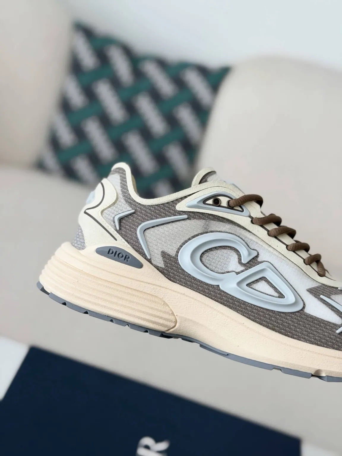 Dior B30 Sneaker – Beige & Taupe