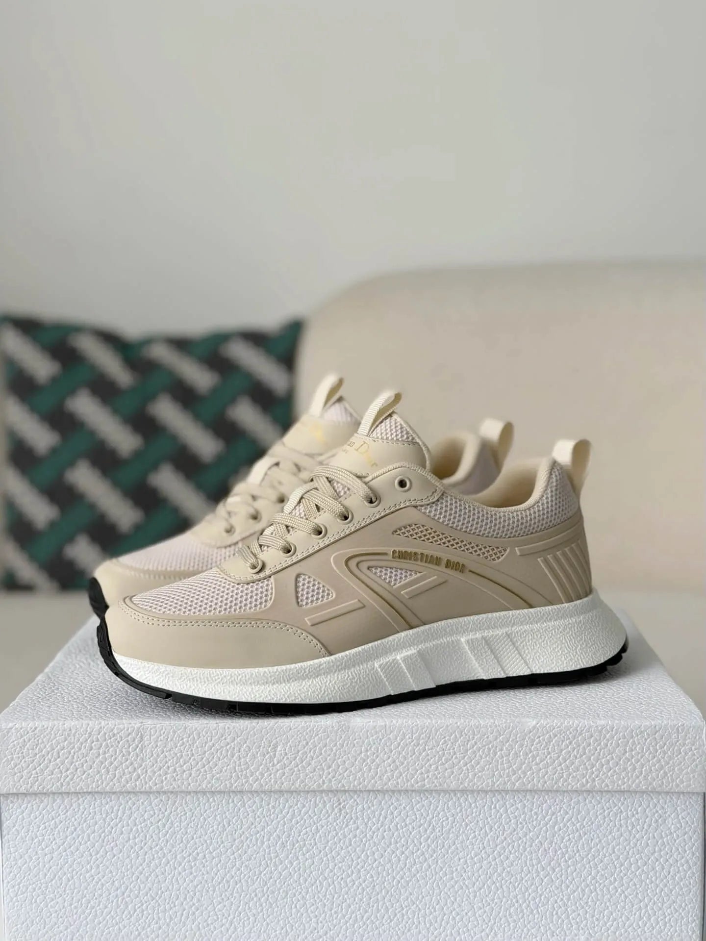 Dior Chrono Sneaker – Beige Technical Mesh & Leather