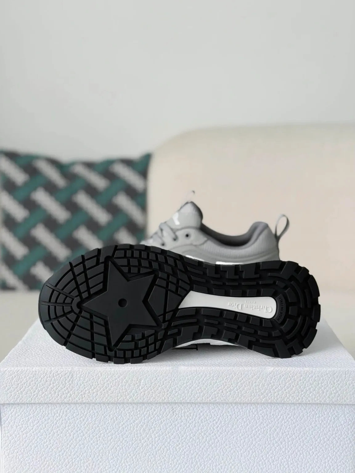 Dior Chrono Sneaker – Grey Technical Mesh & Leather